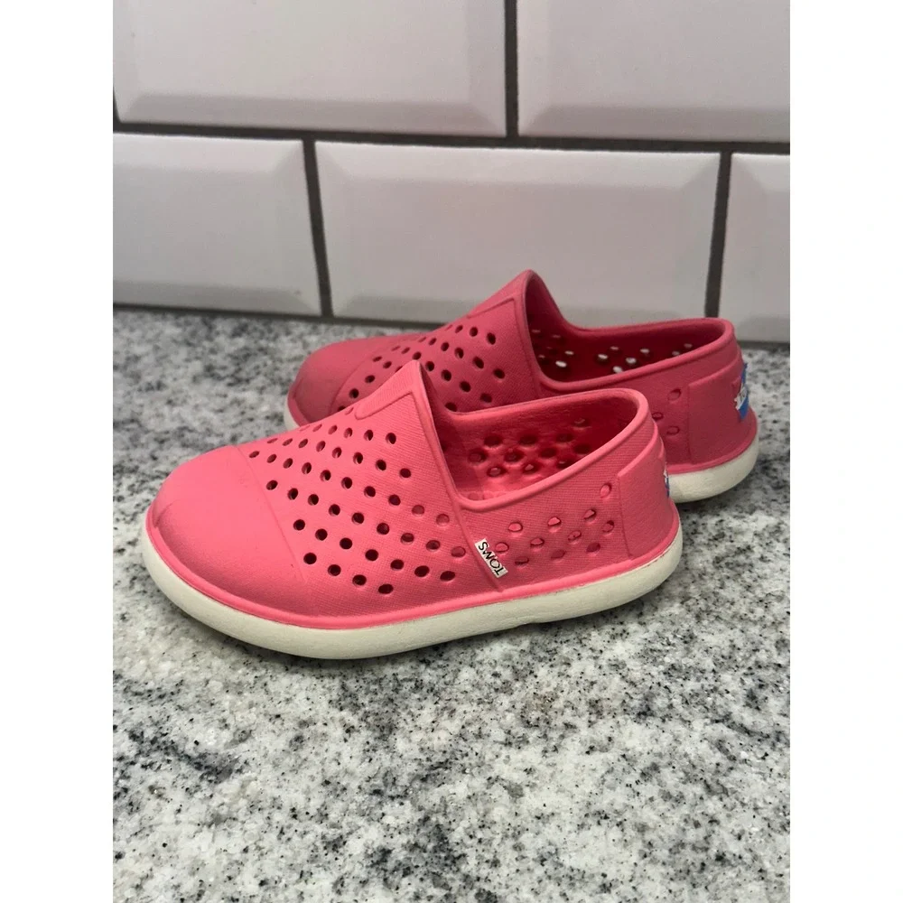 TOMS Toddler 8 Slip On Shoes Pink Perforated Water Friendly Casual Summer